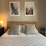 Charming 1 Bedroom Apt In Town Centre